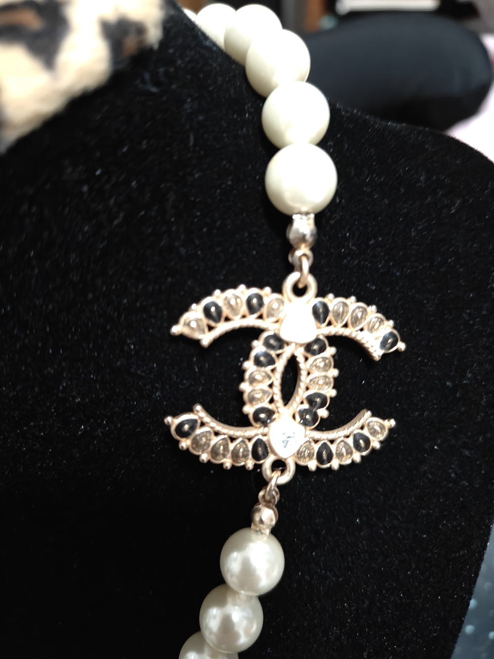 Chanell- Like Pearl Beaded Necklace with Gold-Tone Logo Pendant